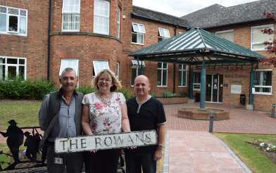 rowans,countesthorpe,sign
